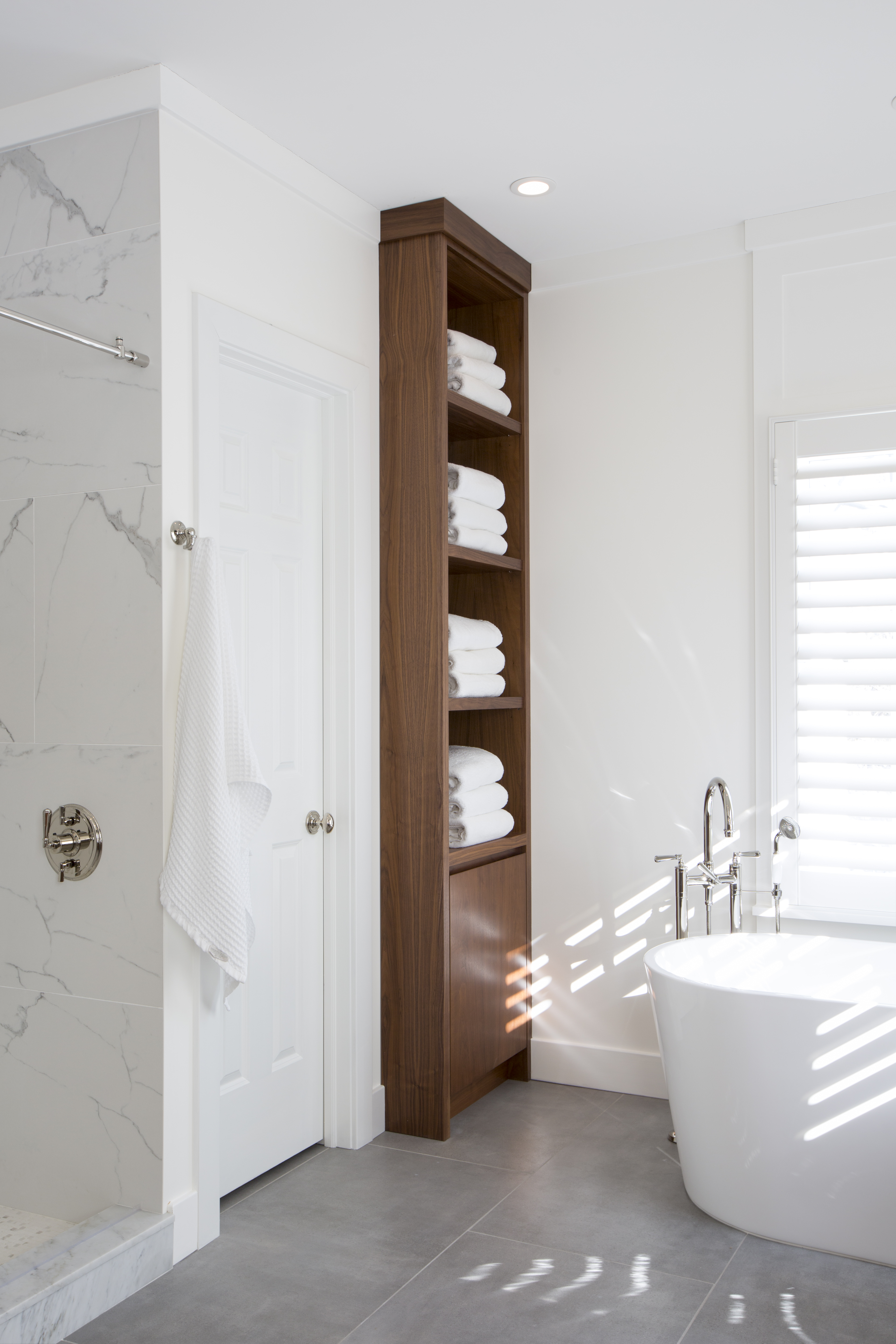 bath detail, white walls and wooden blinds